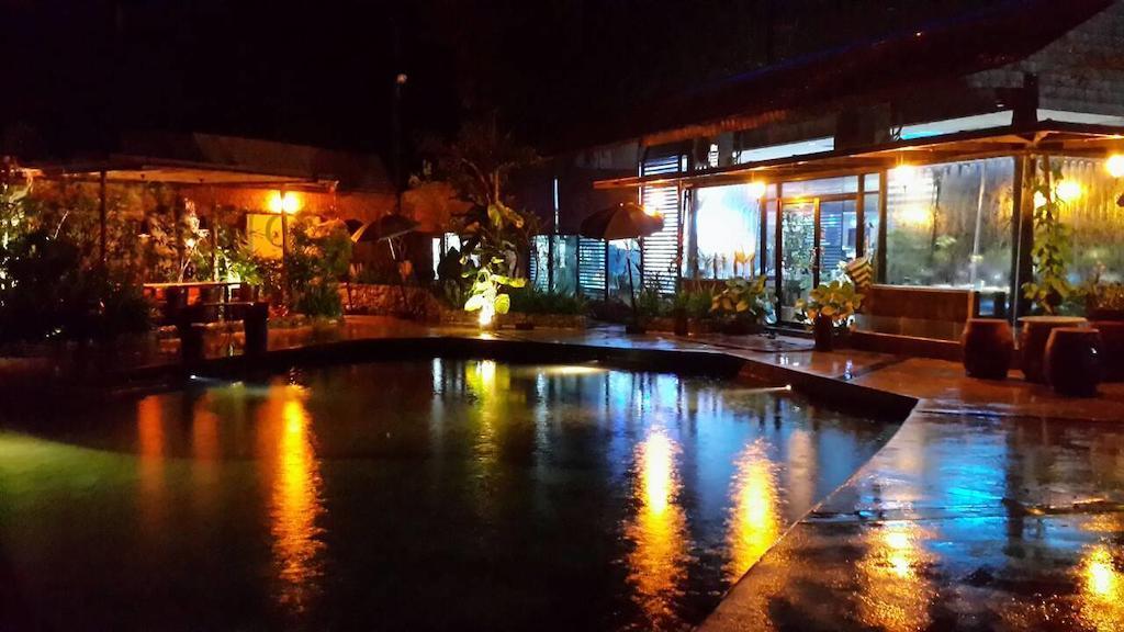 The Vareeya Resort Ban Pa Khlok Zewnętrze zdjęcie